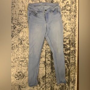 Old Navy Rockstar high rise jeans, size 8 regular